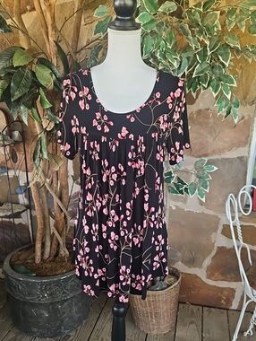 Private Label Black Tunic with Pink Floral Print